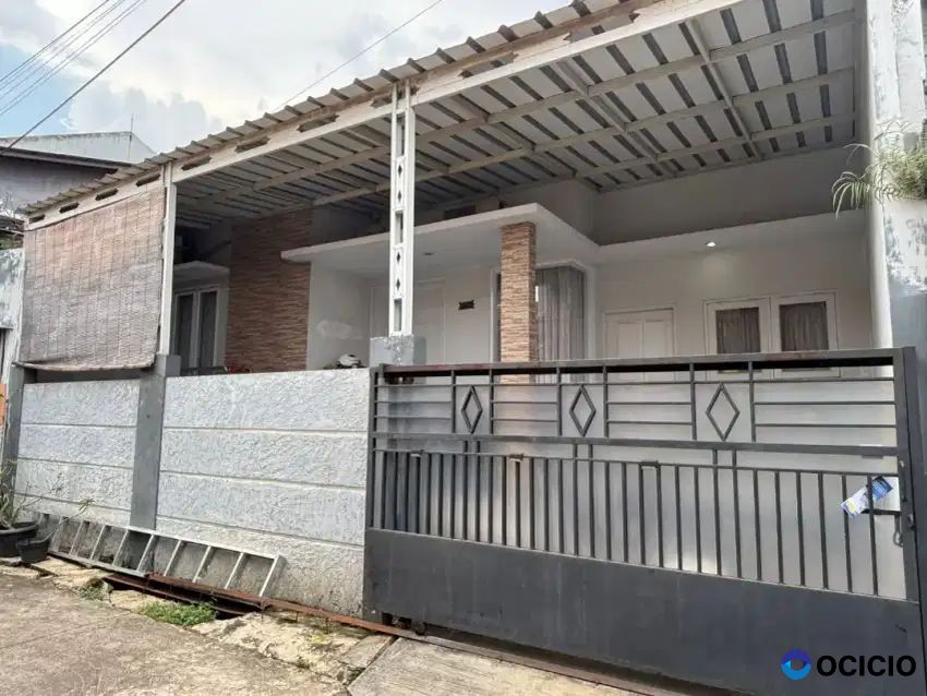 Dinual rumah bagus siap huni 900 jt di kompek perumahan pondok melati