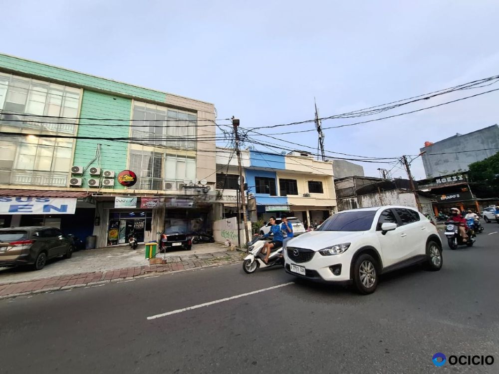 Ruko di Kemanggisan dekat Mall, Kampus, Tol, RS