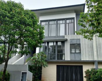 Disewakan Rumah di LAKEWOOD NAVAPARK, BSD City