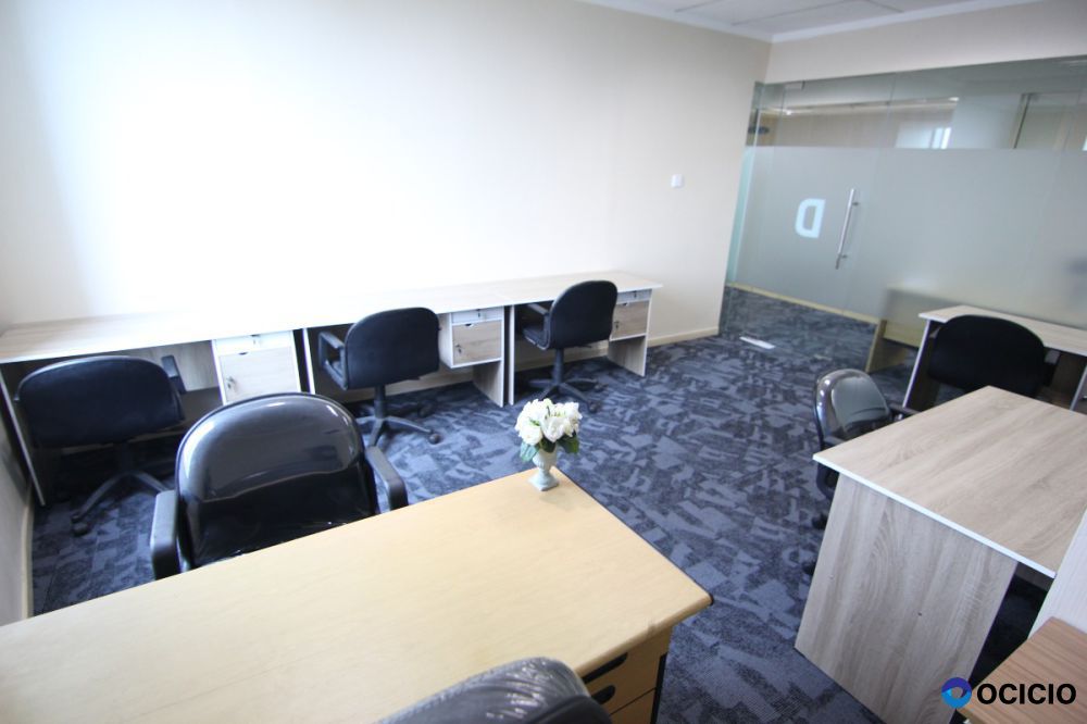 Sewa Kantor Serviced Office unit D